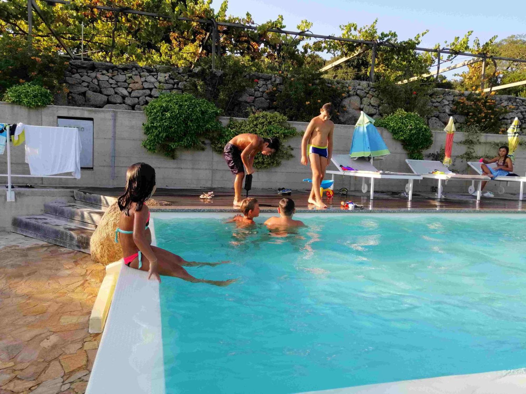 Li Pireddi Villa Aglientu Exteriör bild